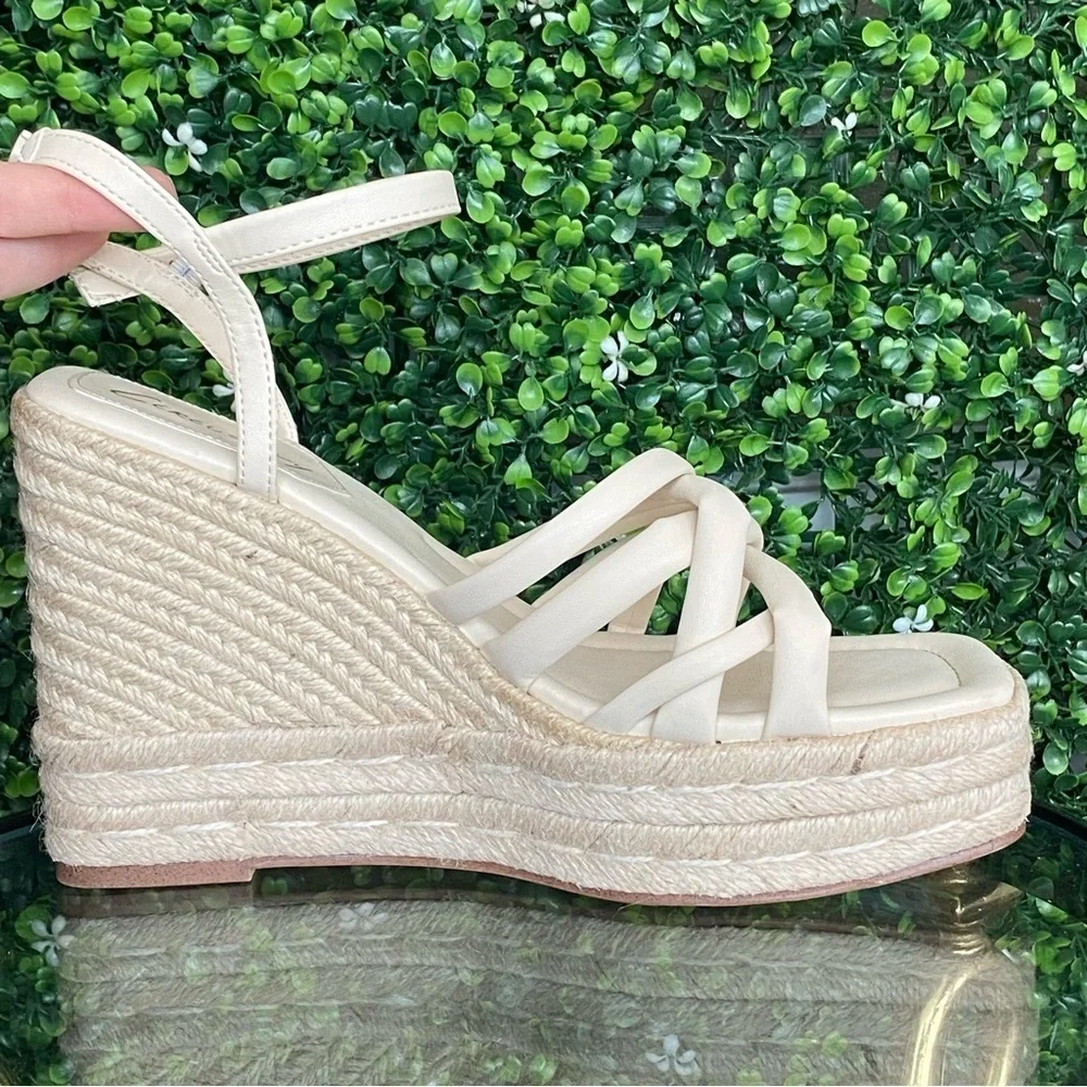 S22 Sam Edelman Irene